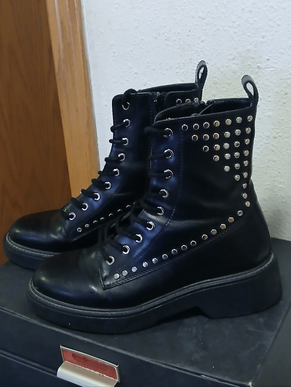 Coral Blue Black Leather Studded Combat Platform Boots Size 38 / US 7.5-8